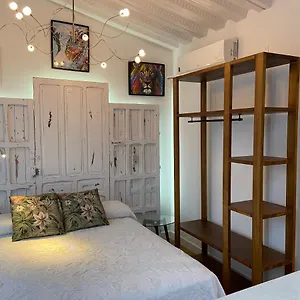 Casa Naia Santa Rufina 7 Apartment