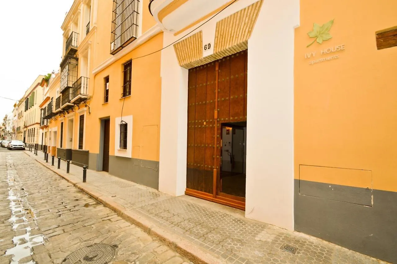 Ivy House Apartment Seville